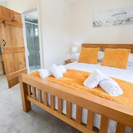 Вилла Sunnyside Barn Труро Экстерьер фото
