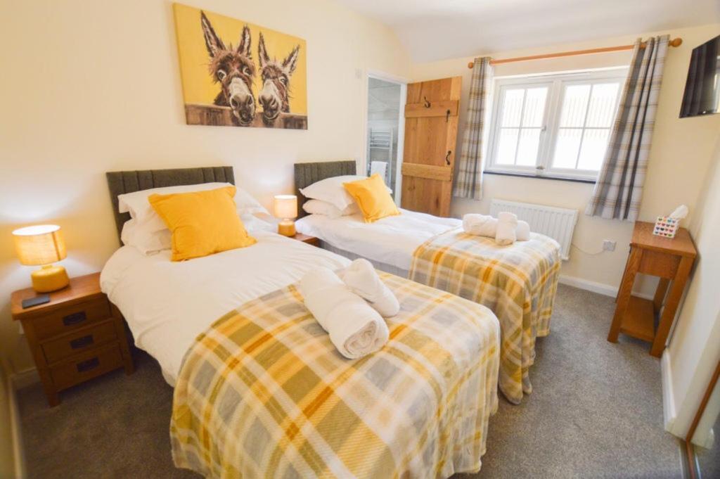 Вилла Sunnyside Barn Труро Экстерьер фото